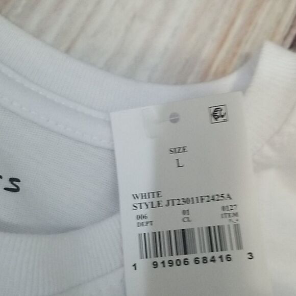 Friends Tshirt class of '04 - Picture 4 of 5